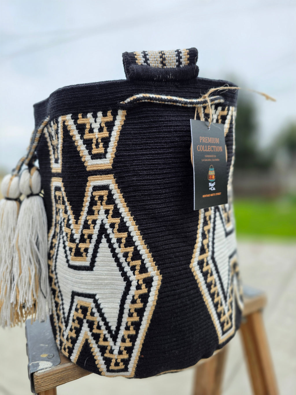 Black Sand
Large | One-Thread