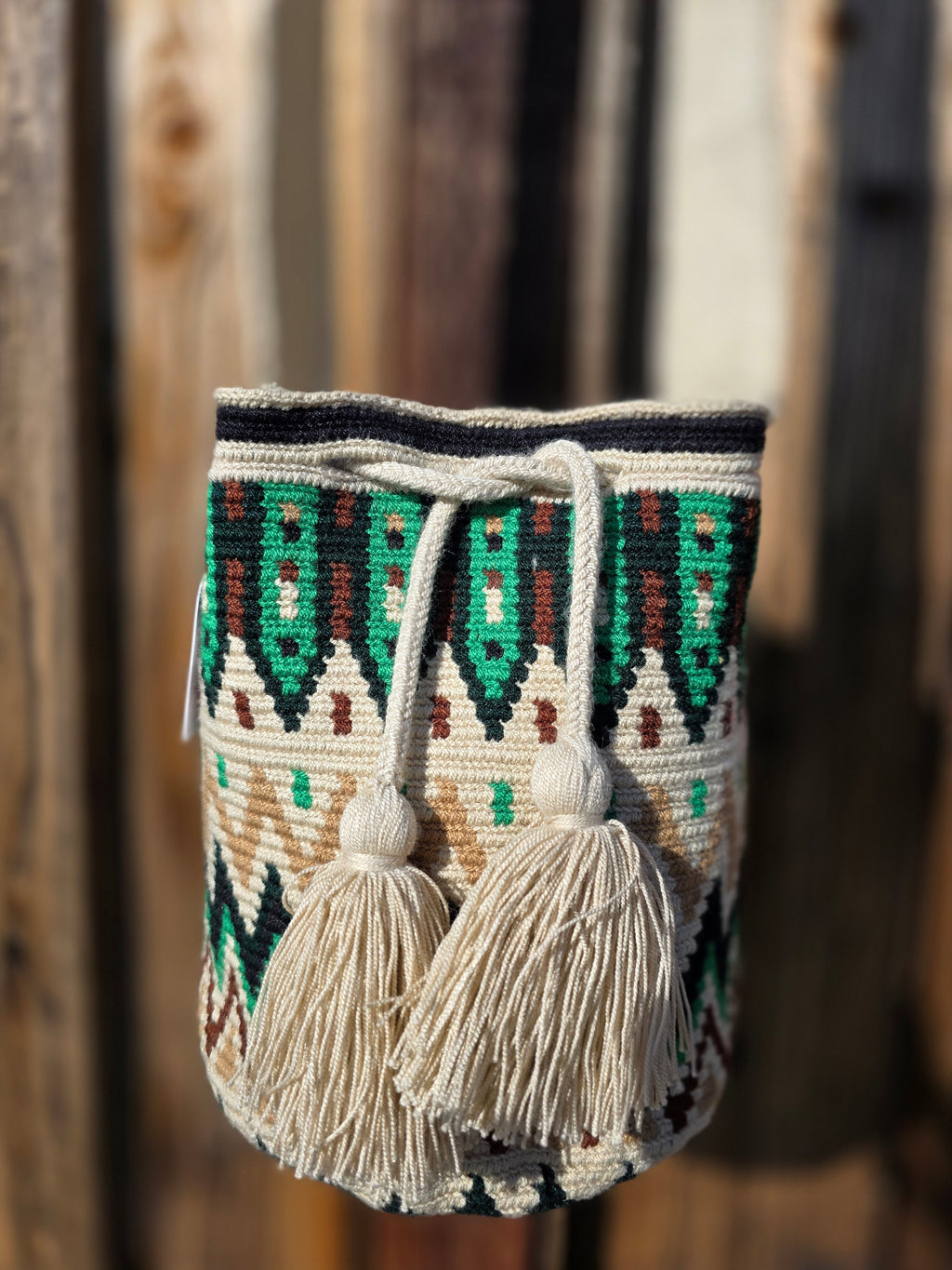 Canyon Pines Mochila — Medium (Two-Thread)