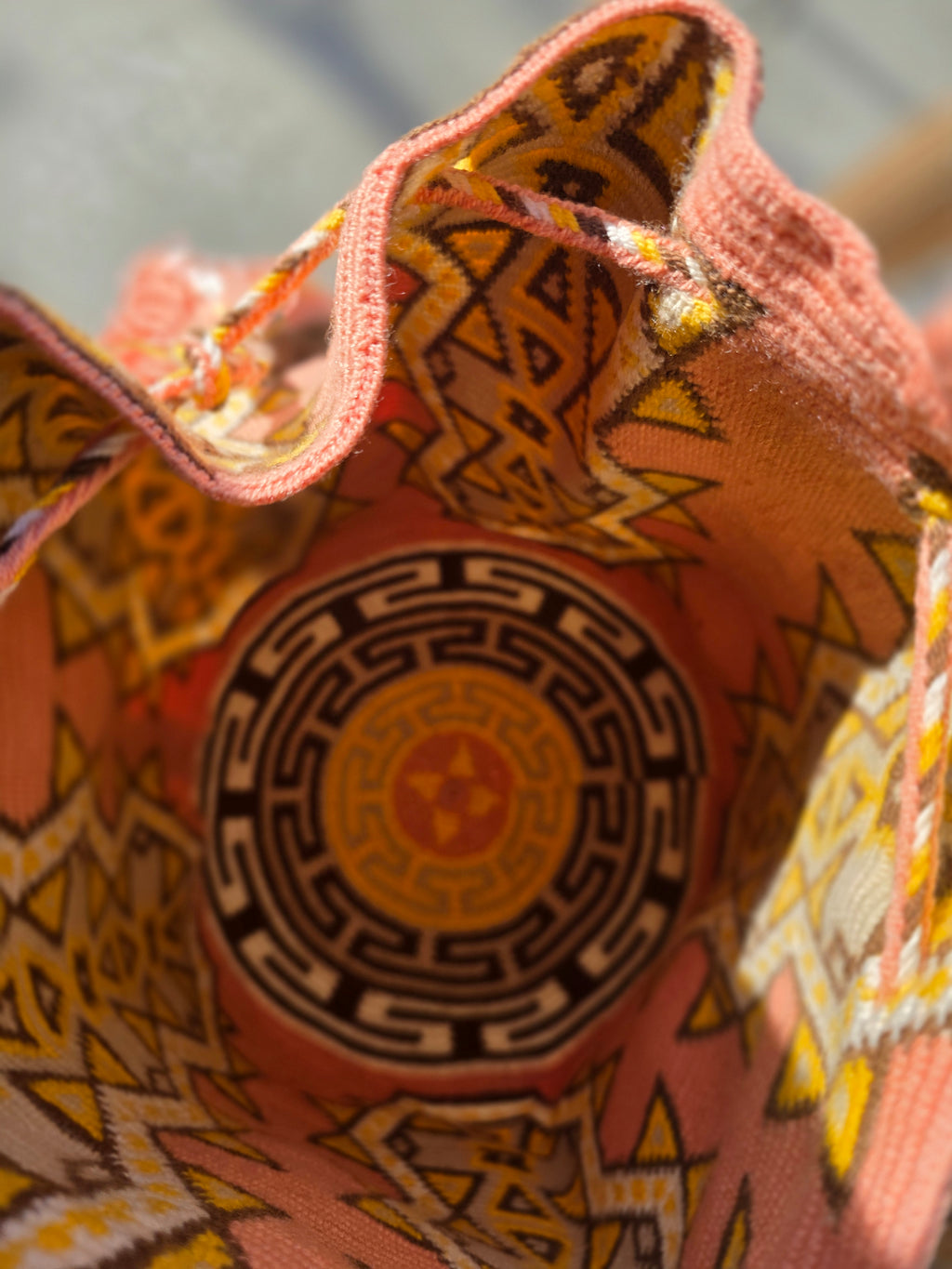 Golden Path Mochila — Large (One-Thread)